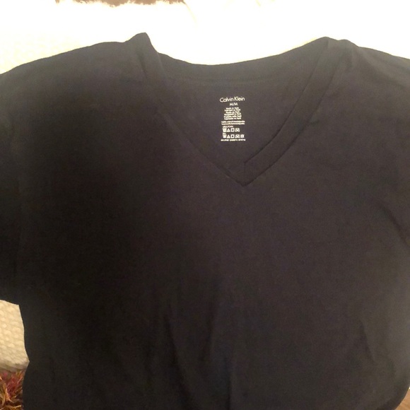 Black v neck t shirt Calvin Klein - Picture 2 of 3